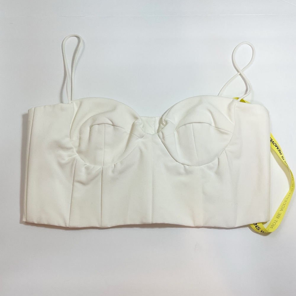 NWT Alieva Carla Crop Structured Crepe Top - Picture 6 of 13